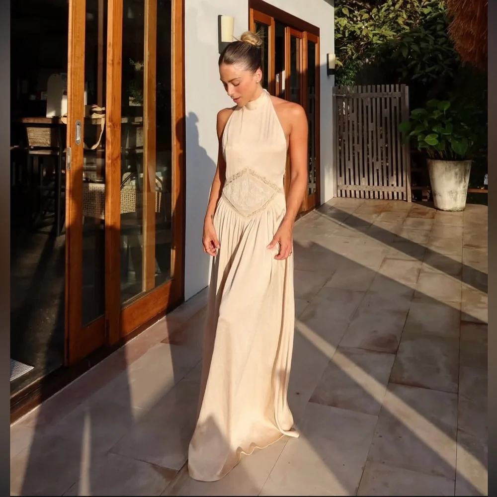 🆕(NWT) ZARA **VIRAL** Embroidered & Sequin Satin Midi/Maxi Dress. Size MEDIUM - Picture 5 of 16